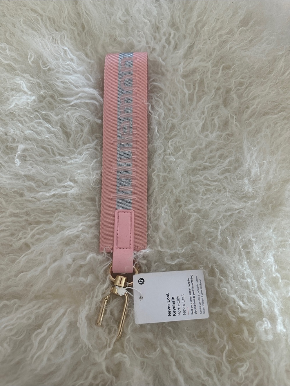 Lululemon Never Lost Keychain, NWT Deluxe Pink Silver Metallic Gold Hardware New